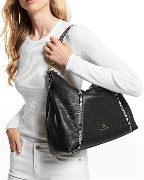 michael kors مقاطعة